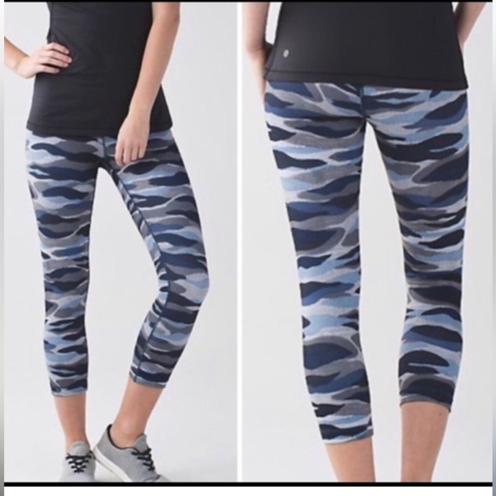Lululemon Wunder Under Cropped Leggings Mini Coast Camo Size 6 Blue Camouflage
